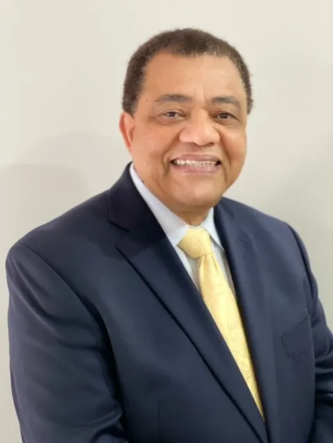 Dr. Andres Ozual